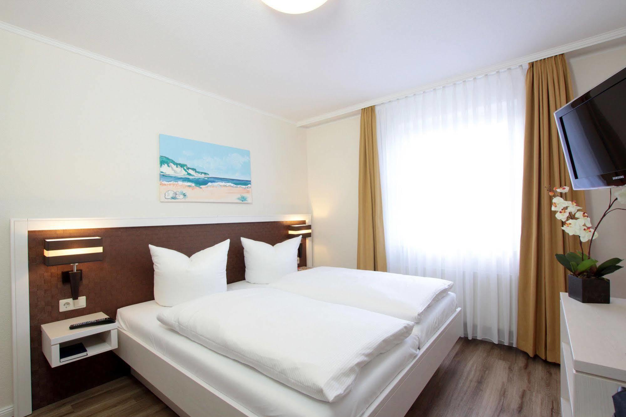 Park Hotel Sellin Exterior foto